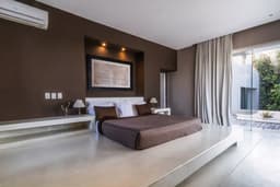 Master Suite thumbnail 1