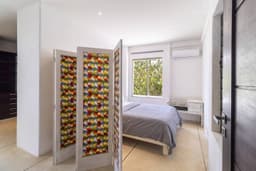 Master Suite thumbnail 9