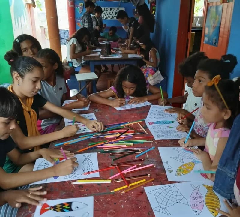 Social exchange (beyond the bubble)